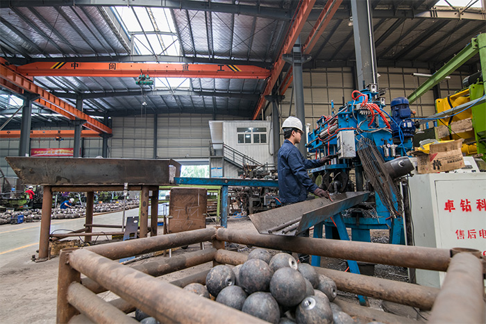 延吉螺栓球基准孔加工